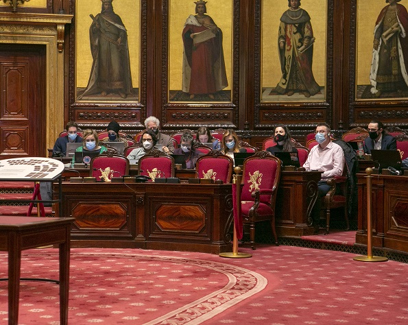 De Senaat neemt een resolutie aan over de Poolse rechtsstaat