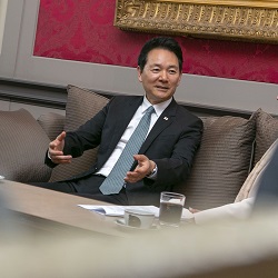 Visite de M. Jang, envoy spcial du prsident de la Rpublique de Core