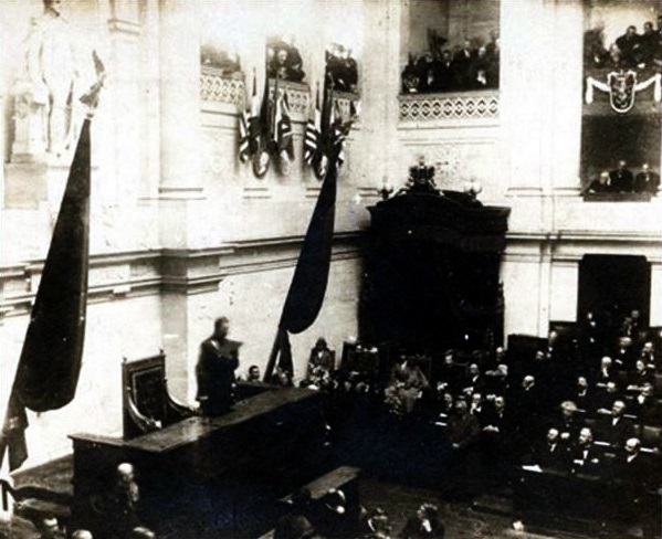 22 november 1918, koning Albert spreekt de Troonrede uit voor de Verenigde Kamers
