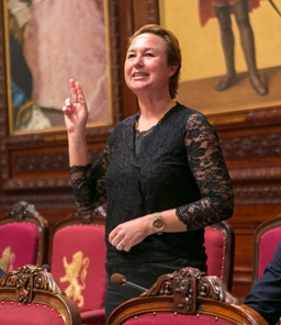 Eedaflegging van de senatoren Valerie Taeldeman (CD&V) en Willem-Frederik Schiltz (Open VLD)