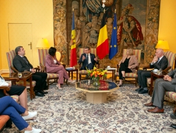 Bezoek van de voorzitter van het parlement van Moldavië