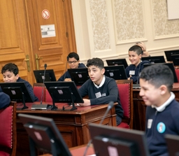 L’enseignement primaire JPJ au Sénat