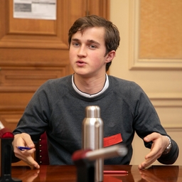 Parlement des étudiants au Sénat