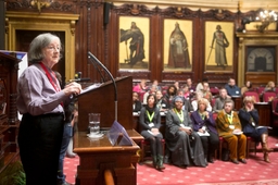 Ceremonie "Zoek uw Vredesvrouw 2014"