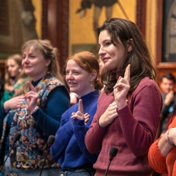 Scholierenparlement in de Senaat