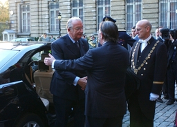 Koningsfeest in het Federale parlement - aankomst