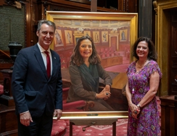 Portret van Christine Defraigne onthuld in de Senaat