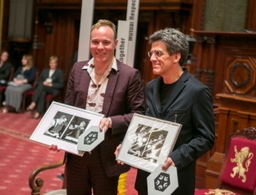 Dirk Brossé en Jef Neve ontvangen de UnitedHumans Award voor Wederzijds Respect 2016