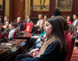 Scholierenparlement in de Senaat