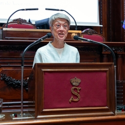 Portret van Christine Defraigne onthuld in de Senaat