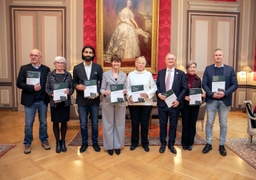 Le Groupe des Sages remet ses conclusions au Gouvernement fédéral