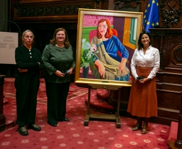 Portrait de Mme Sabine de Bethune inauguré au Sénat