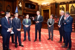 Rencontre avec S.E. Monsieur Yoshimasa HAYASHI