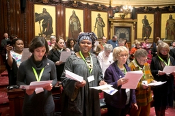 Ceremonie "Zoek uw Vredesvrouw 2014"