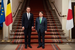 Rencontre avec S.E. Monsieur Yoshimasa HAYASHI