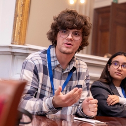 Les conseils de jeunesse débattent au Sénat du climat et de la biodiversité