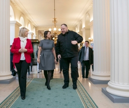 Bezoek van de voorzitter van het Parlement van Oekraïne