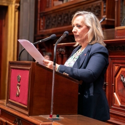 De Senaat stemt een voorstel van resolutie over de ziekte van Alzheimer 