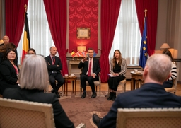 Visite des ambassadeurs des pays nordiques au Sénat