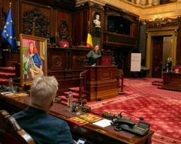 Portret van Sabine de Bethune onthuld in de Senaat