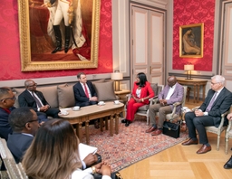 Bezoek van de Voorzitter van de Senaat van Congo