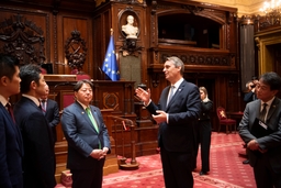 Rencontre avec S.E. Monsieur Yoshimasa HAYASHI