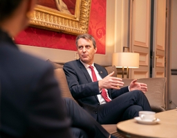 Visite du président du Parlement albanais