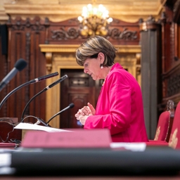 L’évaluation des chefs de corps de la magistrature dans la Constitution