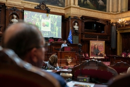 Portret van Christine Defraigne onthuld in de Senaat