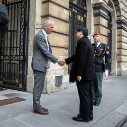 Vietnamese delegatie op bezoek in de Senaat