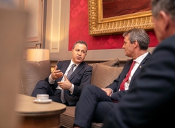 Visite du président du Parlement albanais