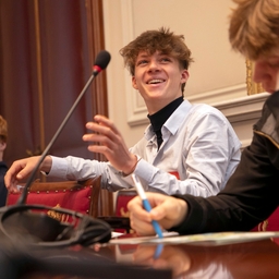 Scholierenparlement in de Senaat