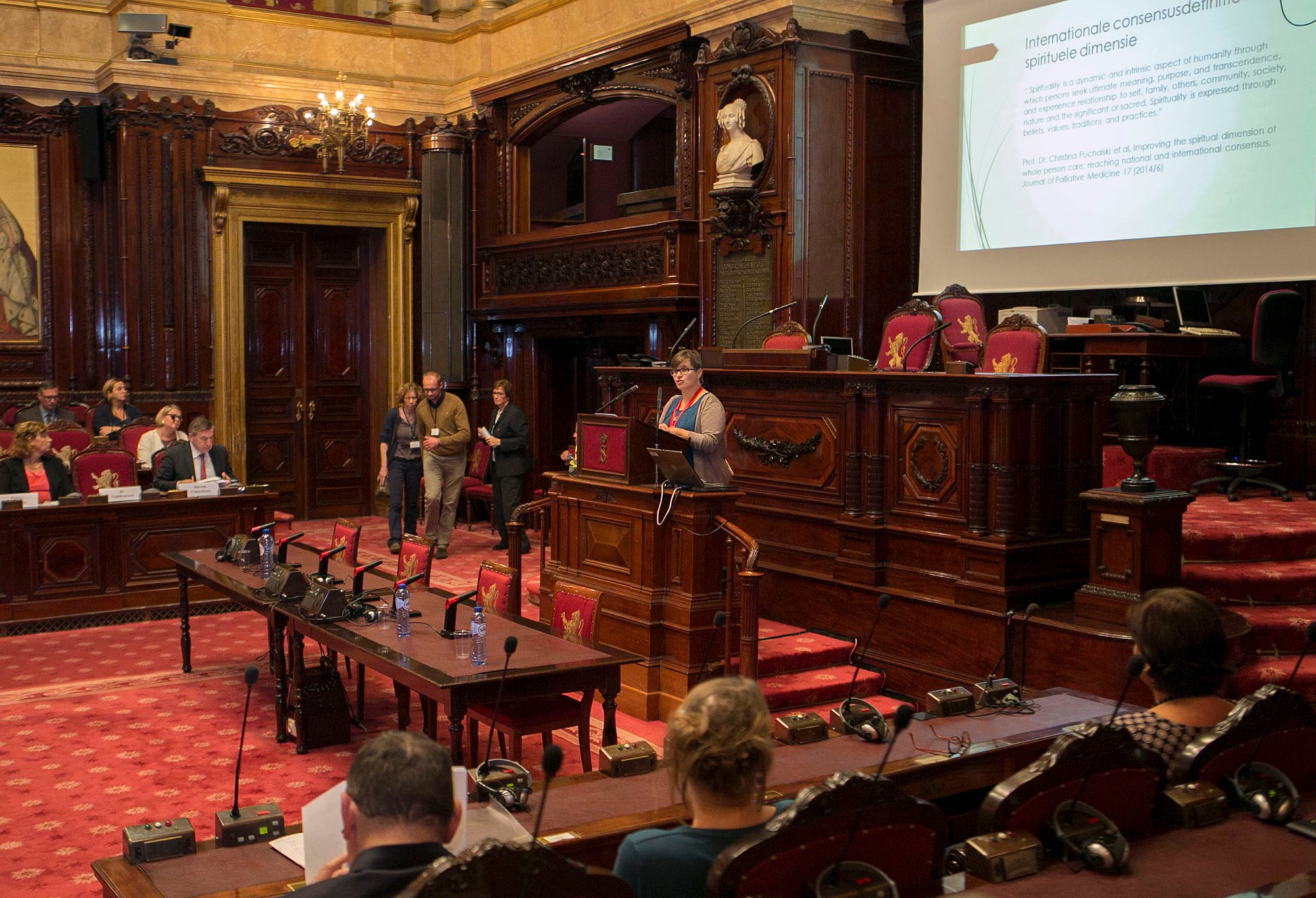  Symposium "Op weg naar de best mogelijke spirituele zorg in de gezondheids- en welzijnszorg"