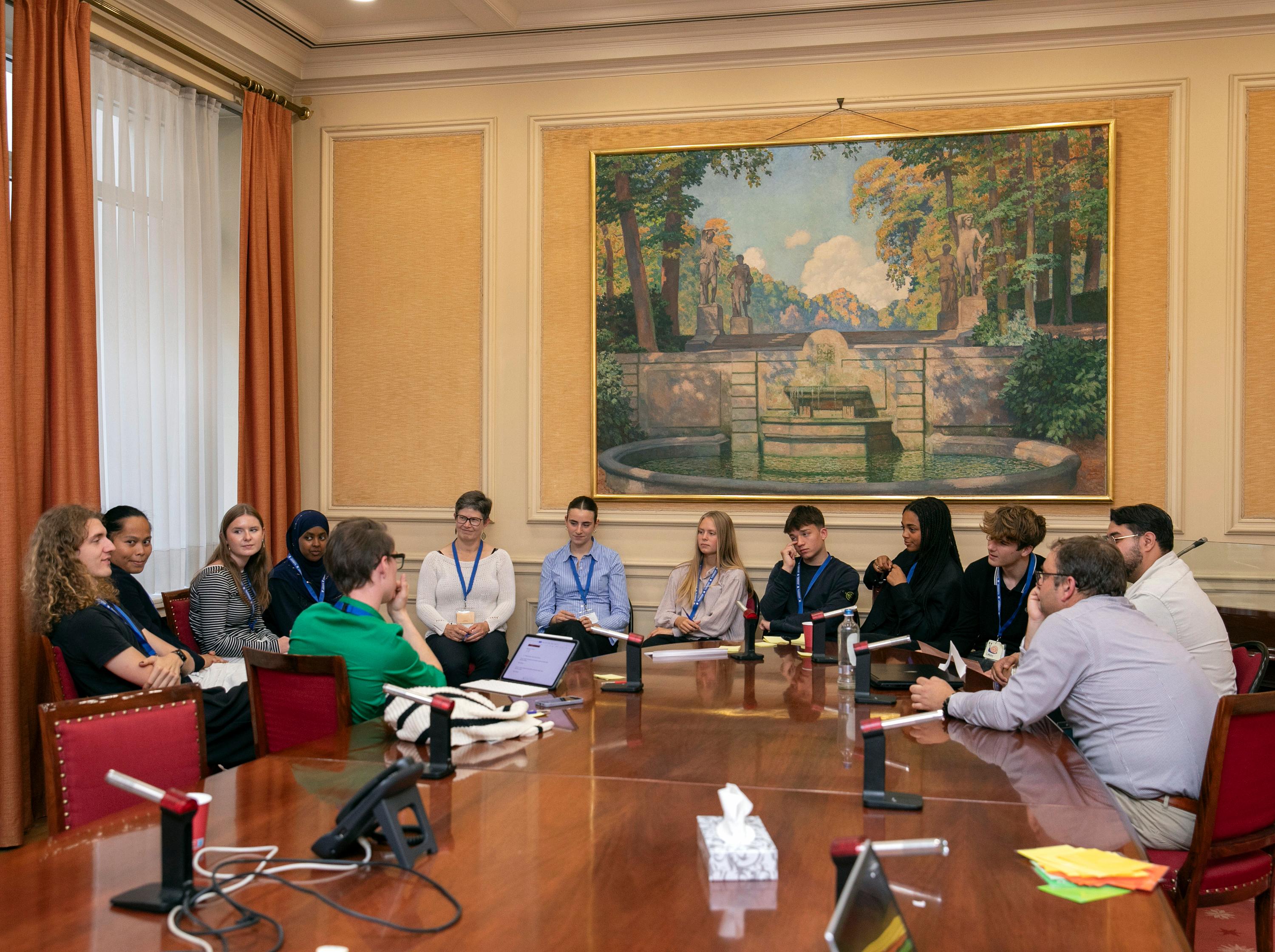  Les conseils de jeunesse débattent au Sénat du climat et de la biodiversité
