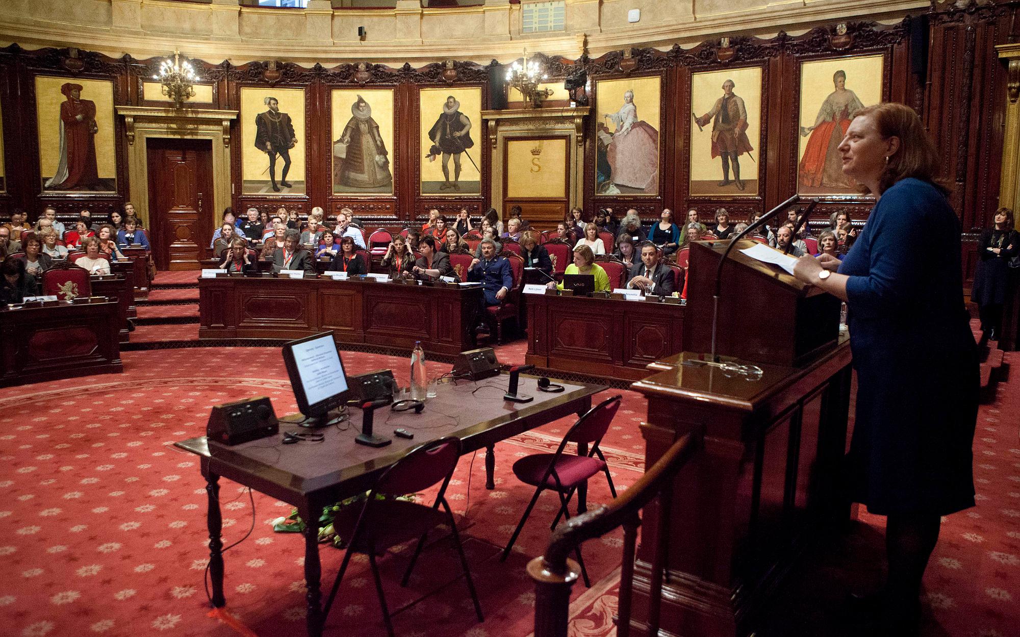  Colloquium over seksueel geweld: "STOP verkrachting!"