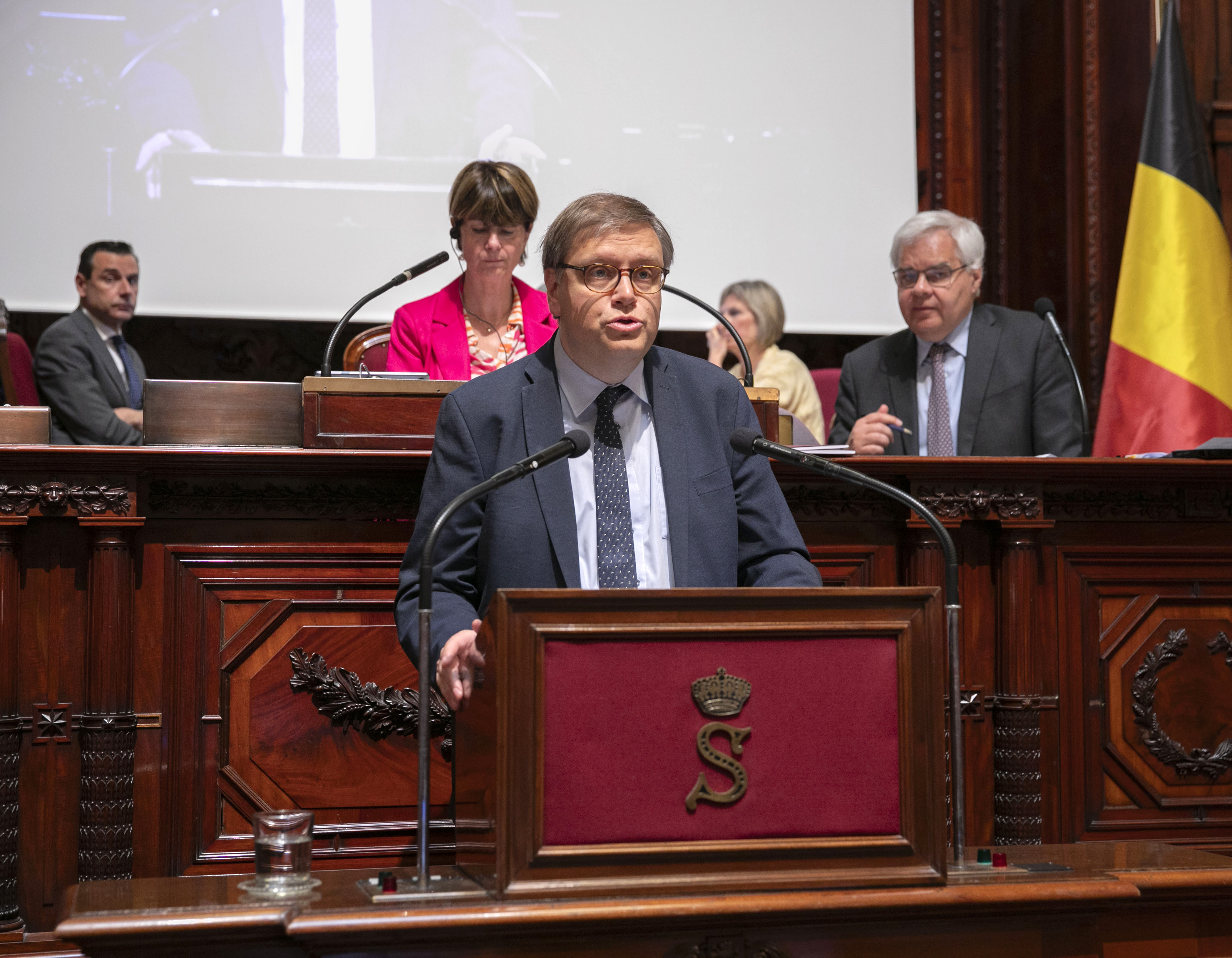  L’évaluation des chefs de corps de la magistrature dans la Constitution