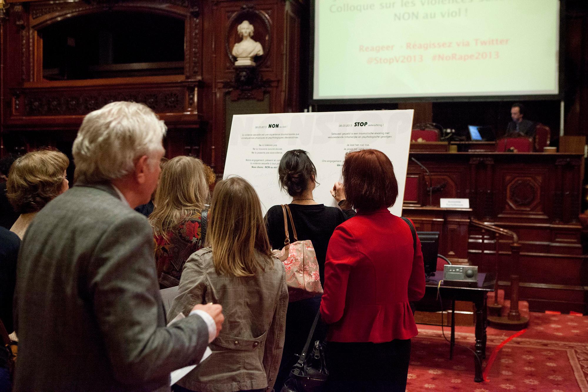  Colloquium over seksueel geweld: "STOP verkrachting!"