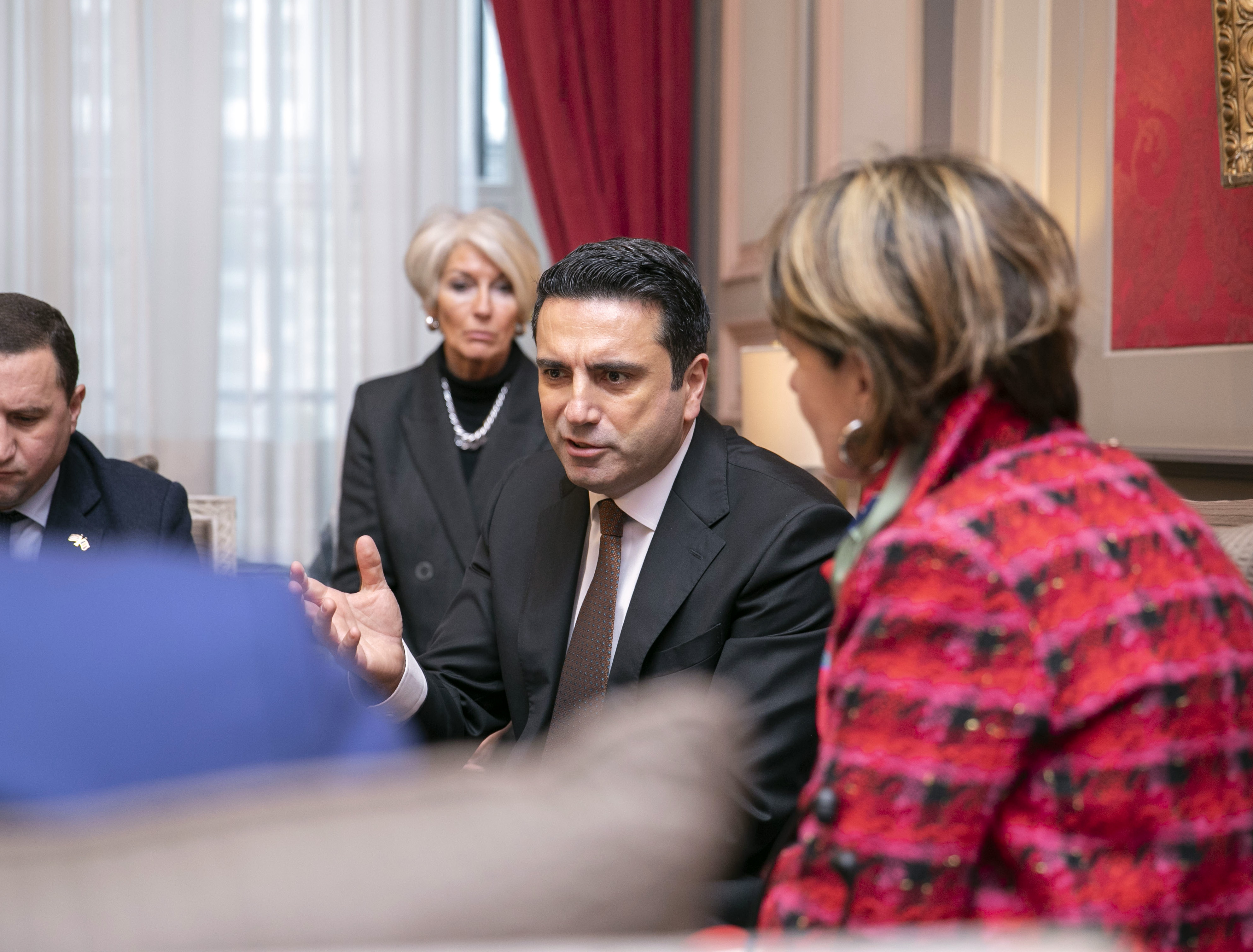  Bezoek van een Armeense delegatie